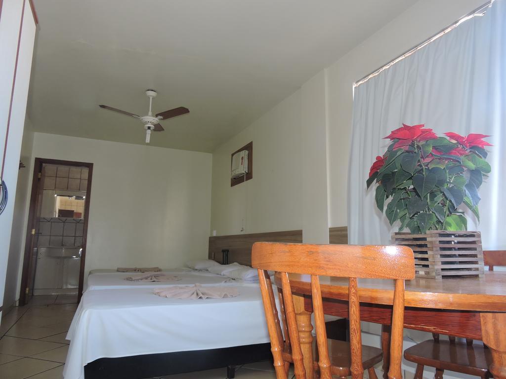 Residencial Baleia Franca Aparthotel Governador Celso Ramos Exterior photo