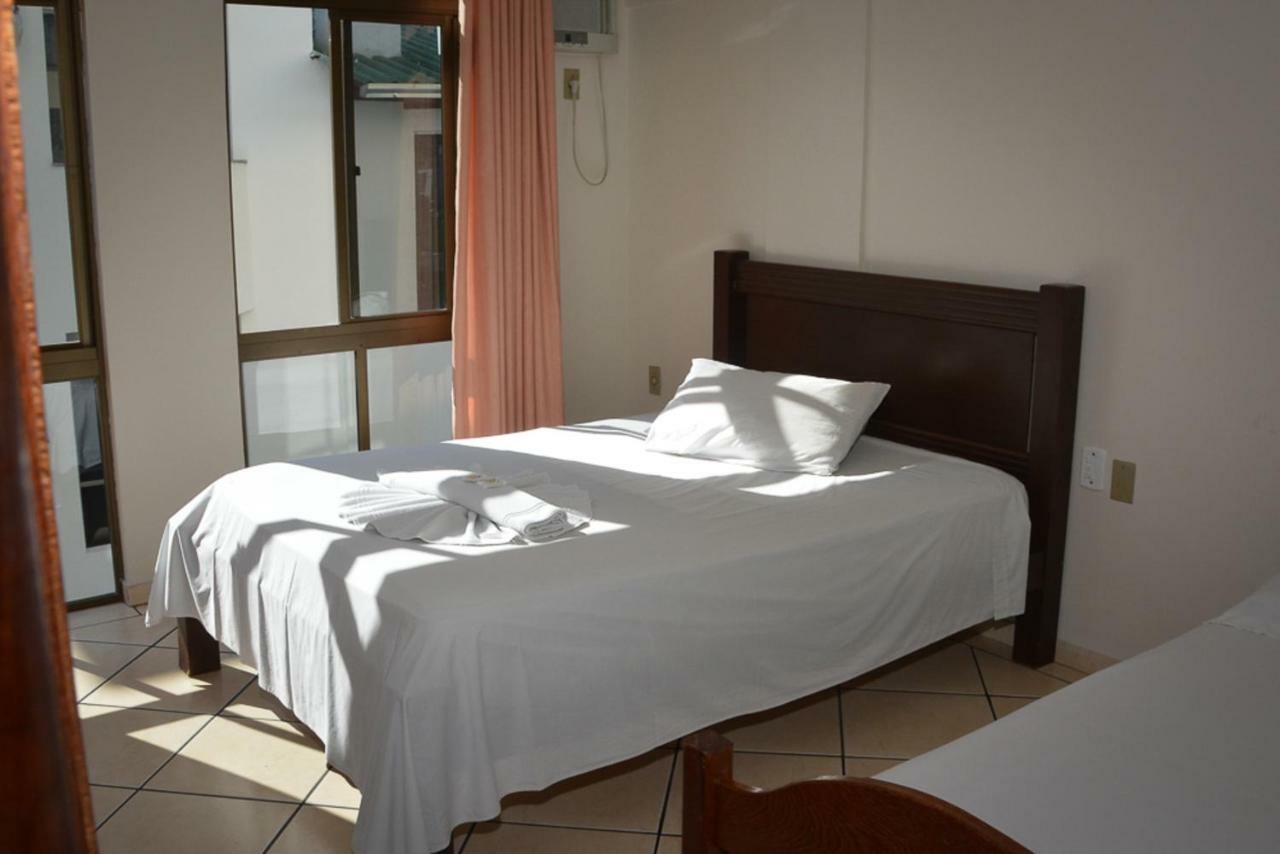 Residencial Baleia Franca Aparthotel Governador Celso Ramos Exterior photo